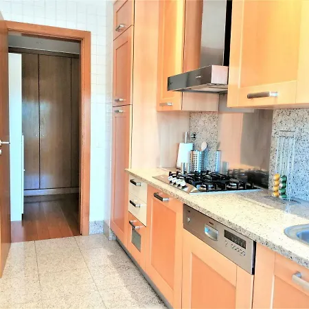 Carma's Place Apartment Lisbon