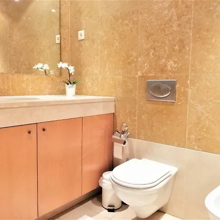 Carma's Place Apartment