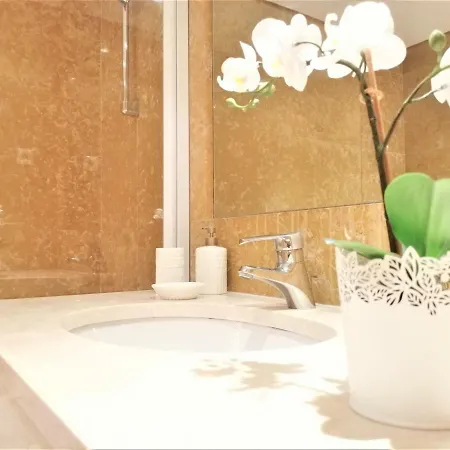 Carma's Place Apartment